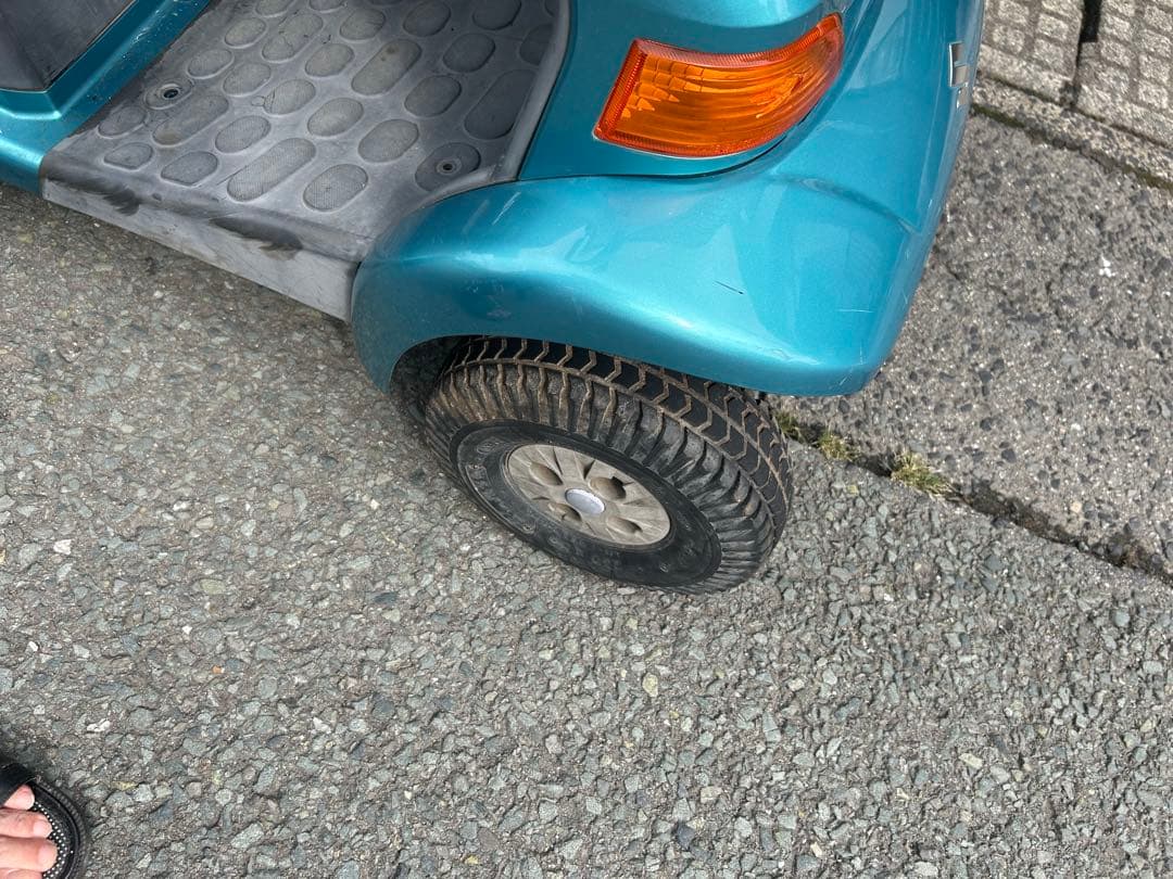 スズキ セニアカーET4D完動品！純正バッテリーで満タン充電4個ランプ点いてます