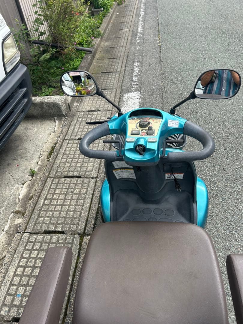 スズキ セニアカーET4D完動品！純正バッテリーで満タン充電4個ランプ点いてます