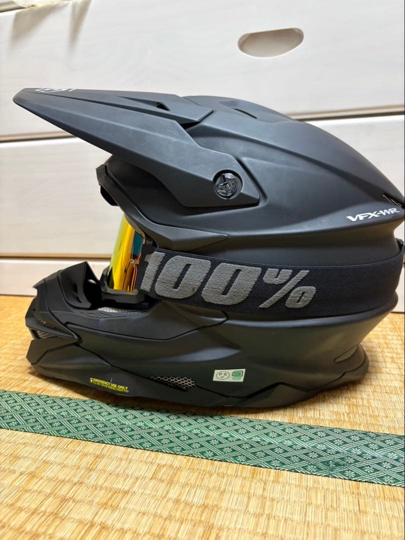 値下げSHOEI ヘルメット マットブラック　vfx-wr オフロード