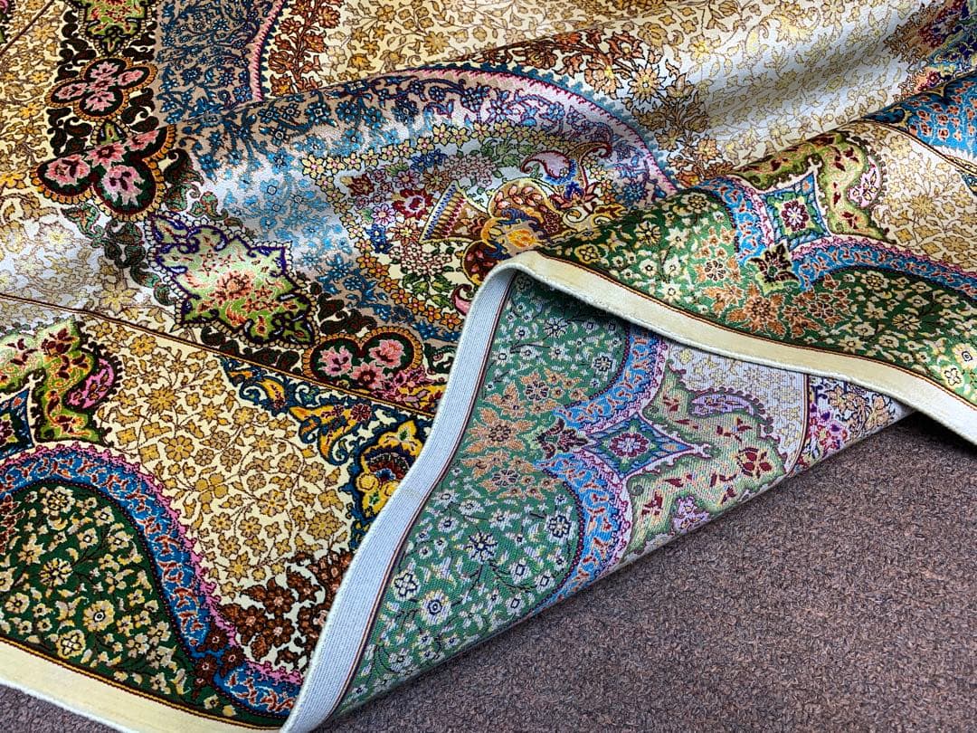 ペルシャ、イランシルク 150x230cm ラグ……7er