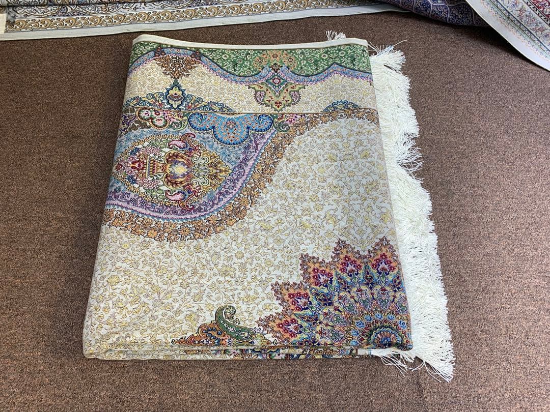 ペルシャ、イランシルク 150x230cm ラグ……7er