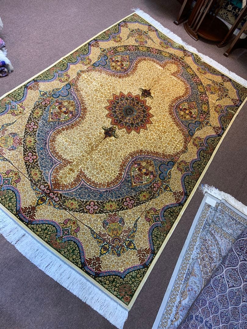 ペルシャ、イランシルク 150x230cm ラグ……7er