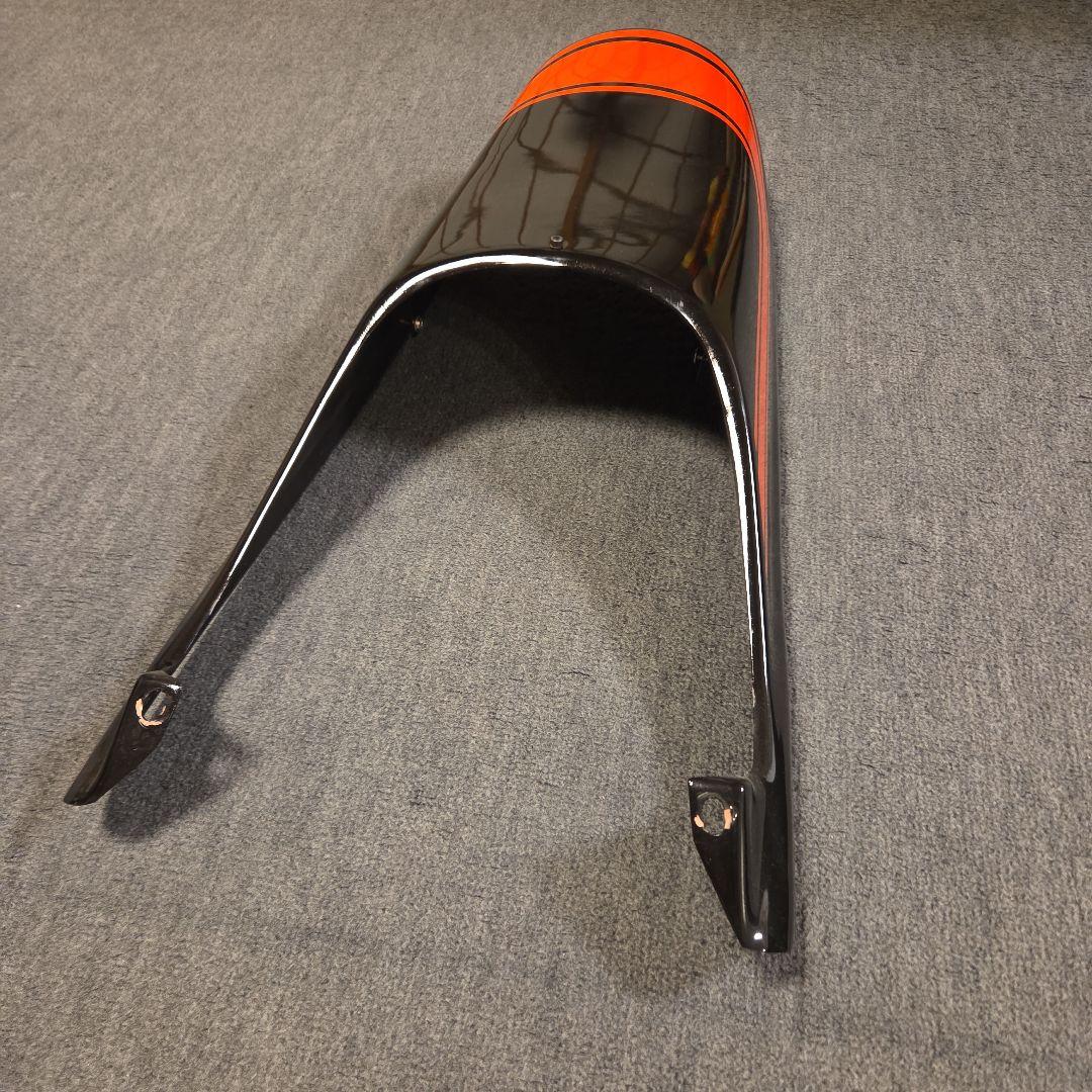 ゼファー1100 シートカウル/テールカウル社外