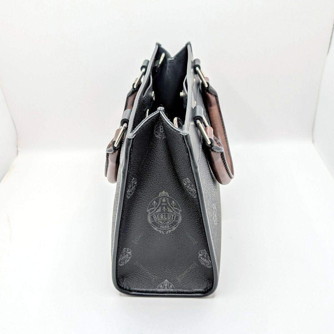 ✨️新品!✨️ベルルッティ　ウリス ガリバー シグネチャーキャンバス 2WAY