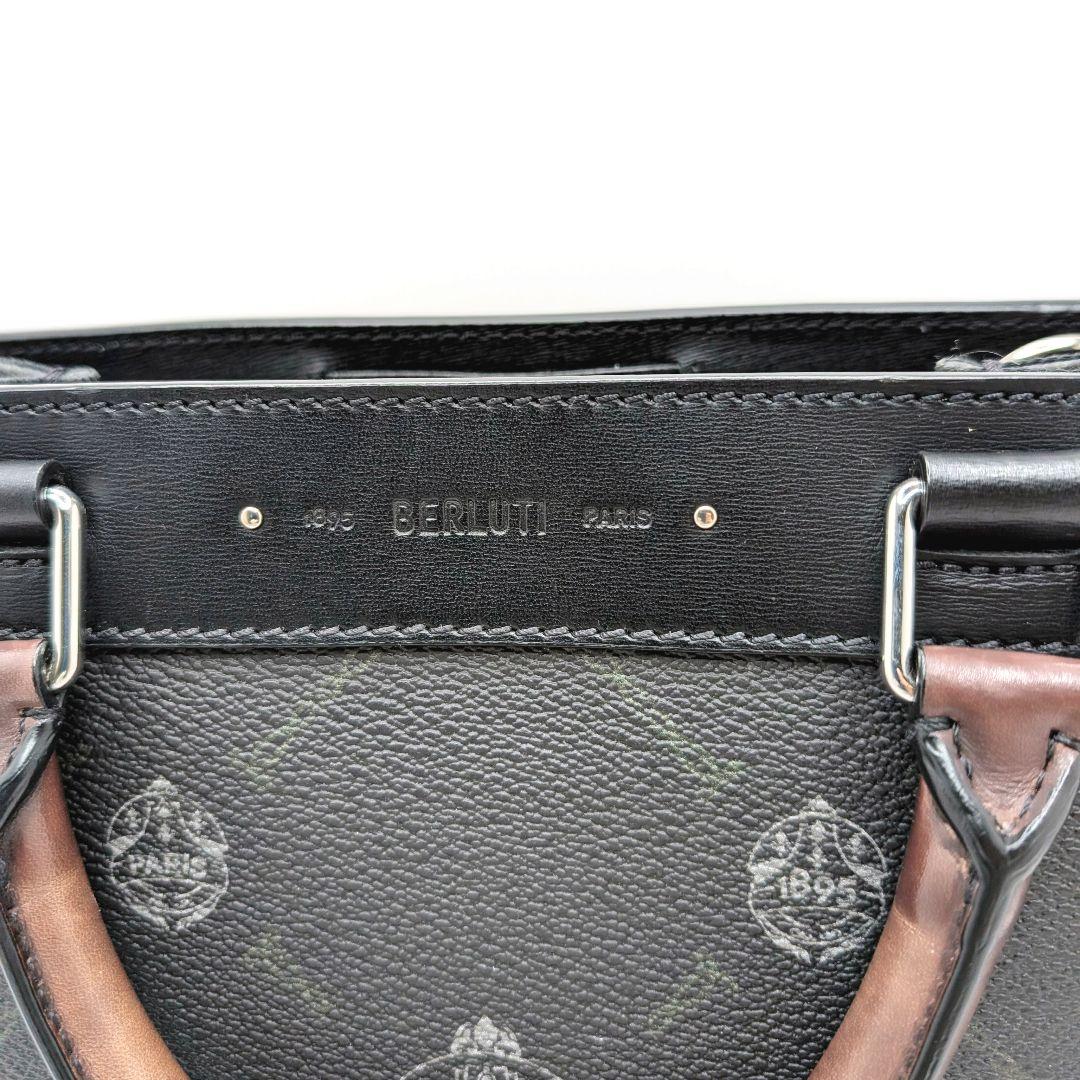 ✨️新品!✨️ベルルッティ　ウリス ガリバー シグネチャーキャンバス 2WAY