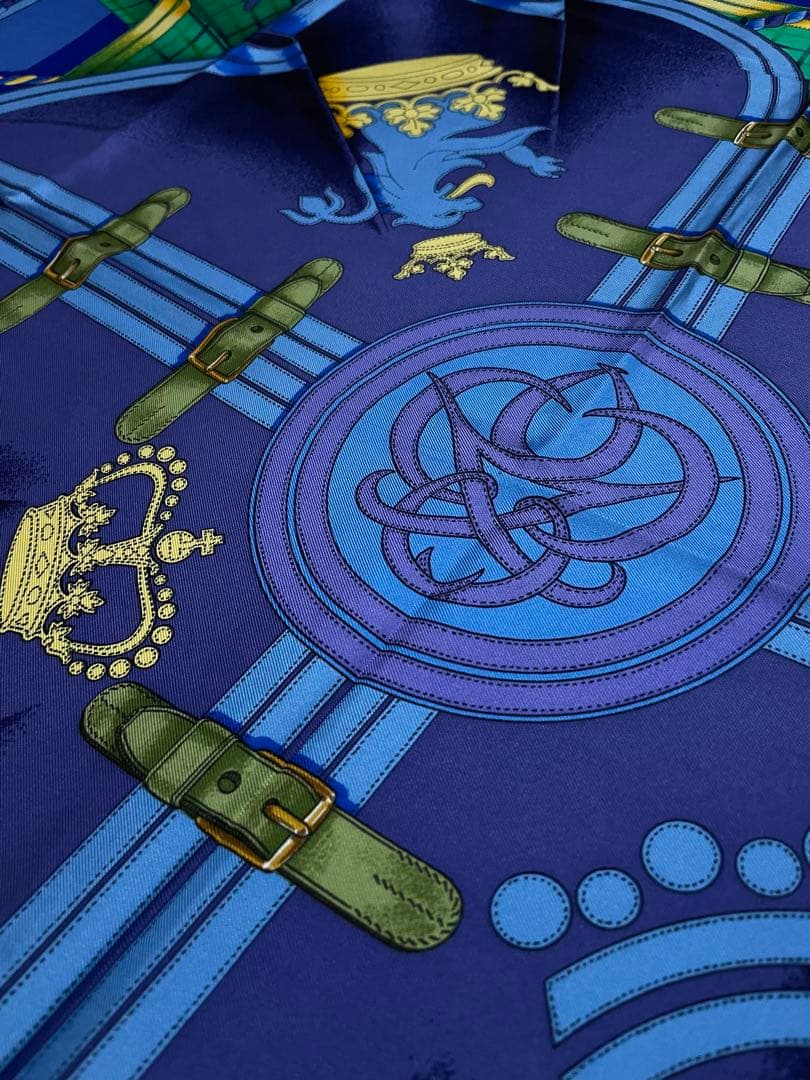 新品同様 エルメス HERMES カレ90 GRANDE TENUE 馬の礼装