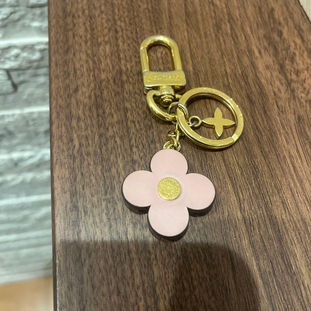 ルイヴィトン　キーホルダー　チャーム