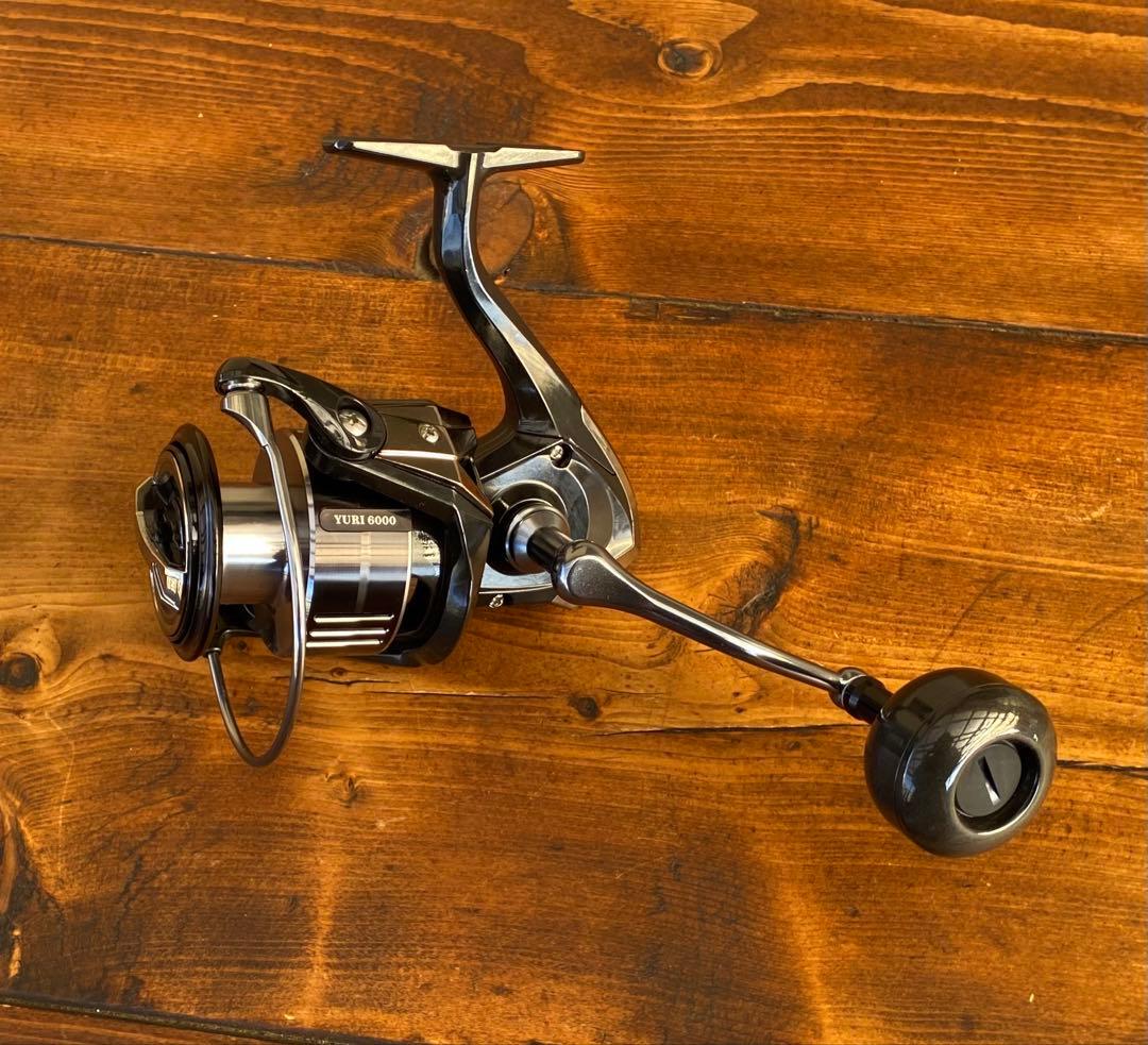 新品未使用　スピニングリール　6000番　ジギング　ショアジギング　シーバス