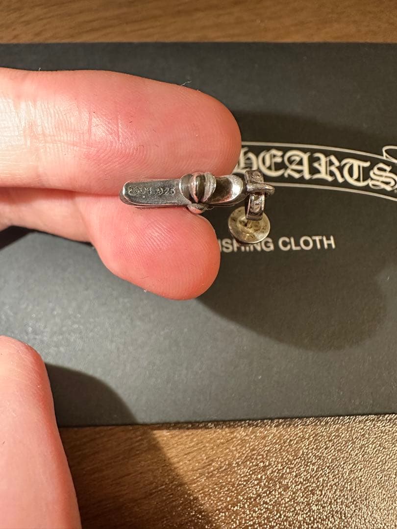 Chrome Hearts ベビーファット　クロスモチーフ ピアス(片耳用)