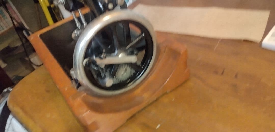 アンティーク 激レア 稀少 LEAD 手回し ミシン　動作品