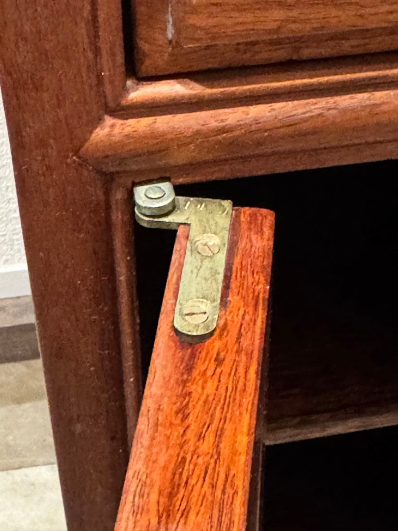 CHUNG TAI FURNITURE コンソール　サイドキャビネット　アジアン