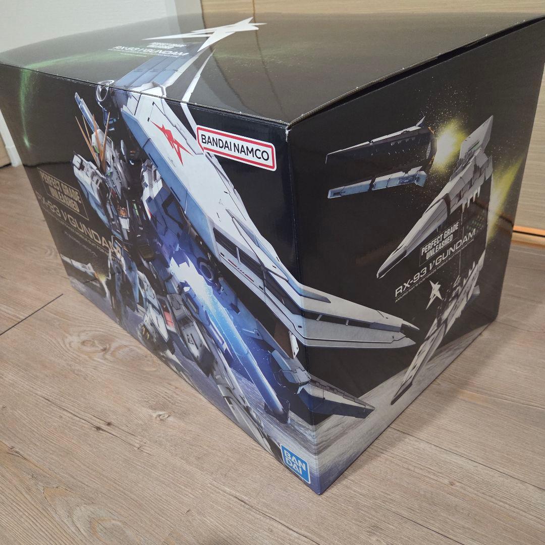 RX-93 νガンダム PG UNLEASHED 1/60