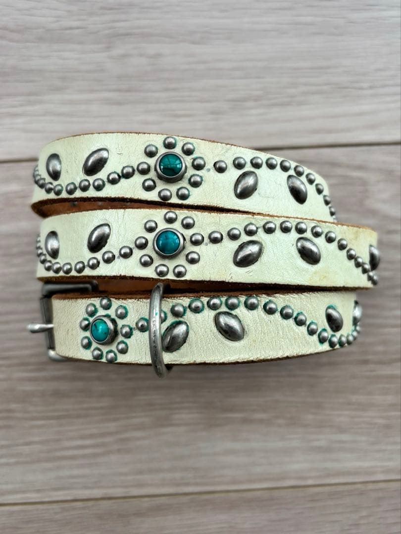 【HTC】ナロースタッズホワイトレザーベルト　34