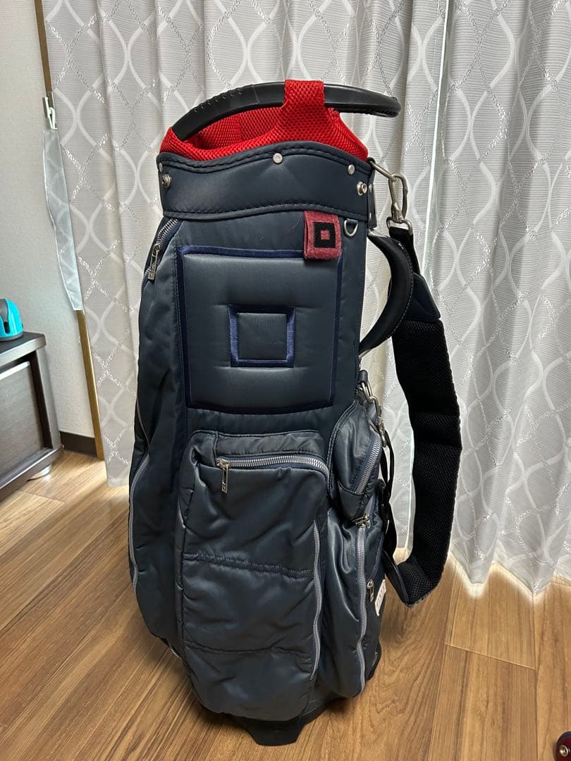 期間限定価格オノフ　ゴルフバッグ・キャディバッグ