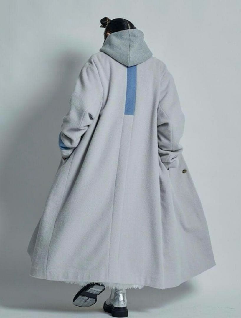 トーマスマグパイアンゴラコート ロングコート ライトグレー