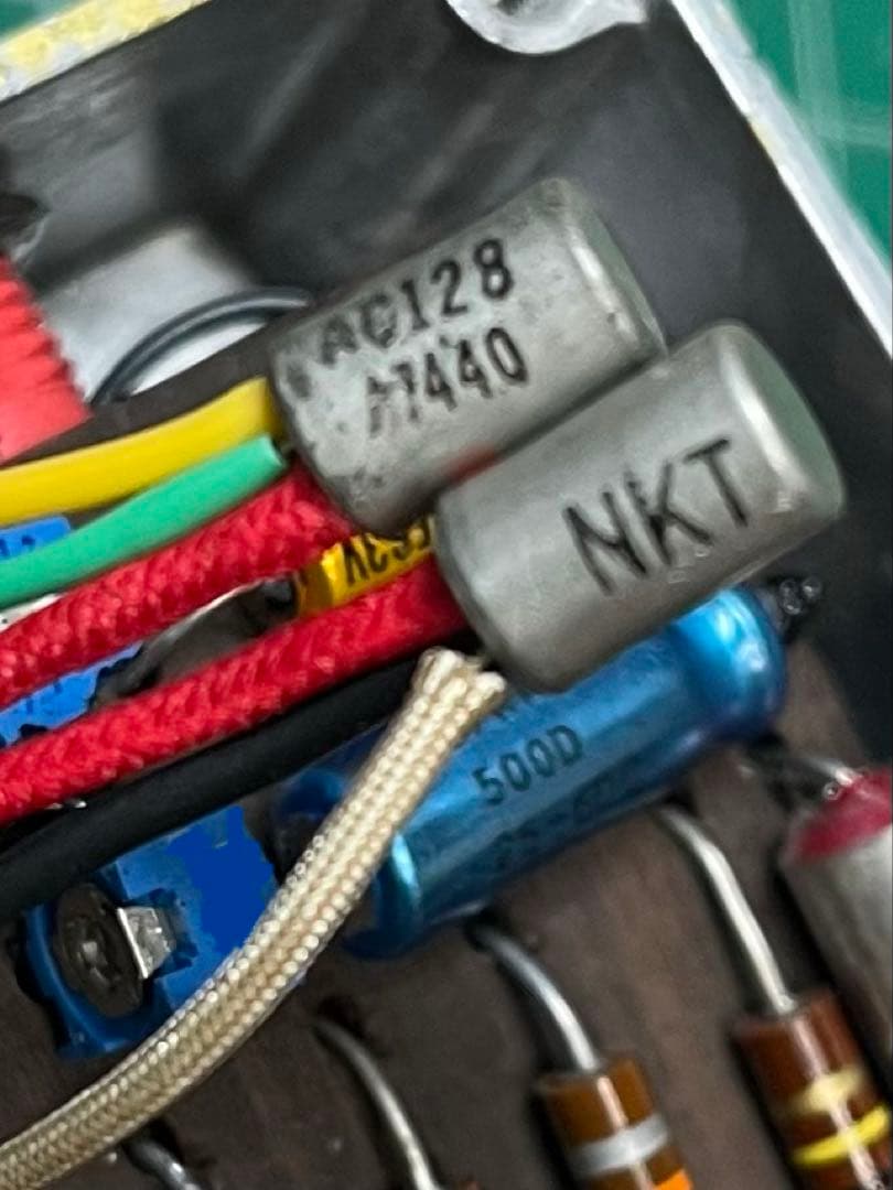 DeliciousTaylormade BeeFace NKTAC ‘26LTD