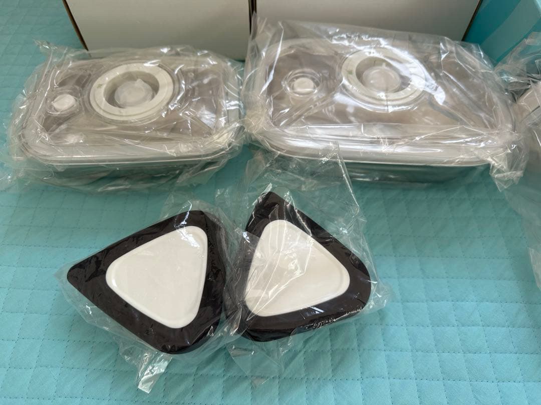 【アサヒ軽金属】真空フレッシュボックス　スーパーエアカット　おにぎりキーパー