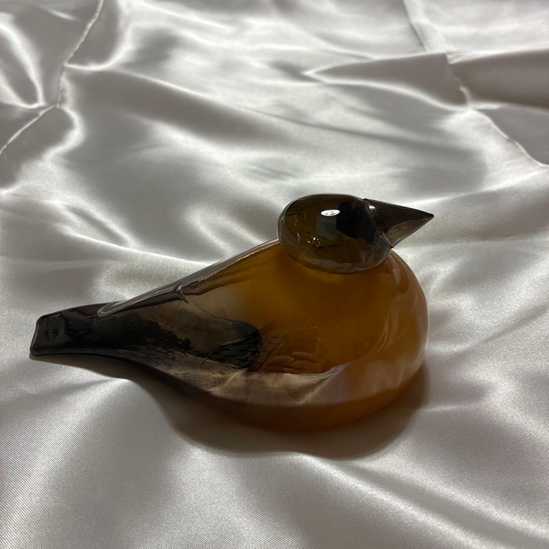 ガラス製　鳥の置物 Golden Finch オイバトイッカ