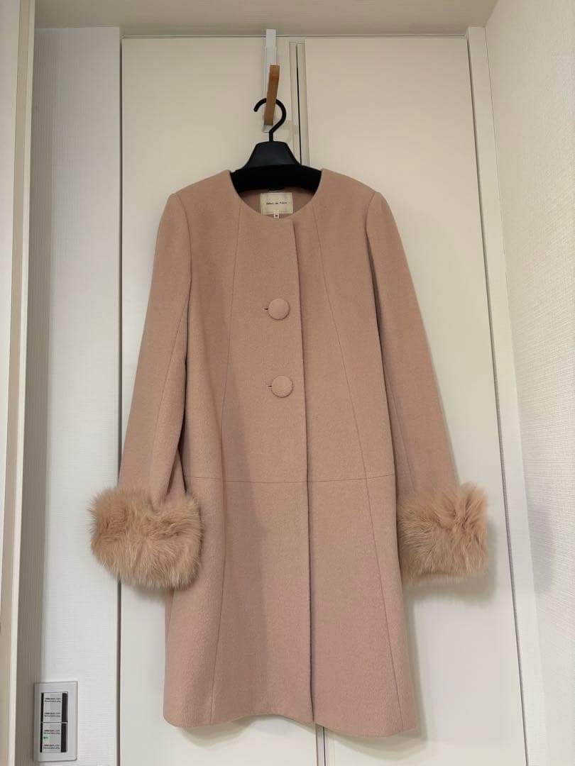 Debut de Fiore さえこさんコート 38 ブローチとファー付