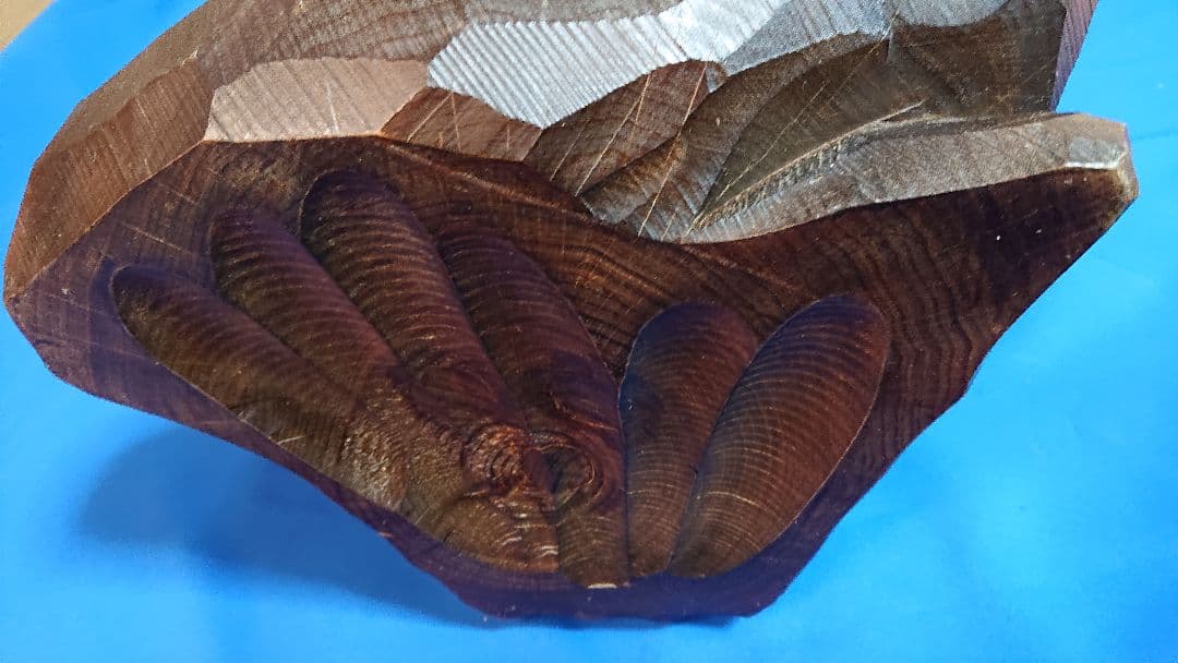 フクロウ － 置物・木彫り・守り神・開運