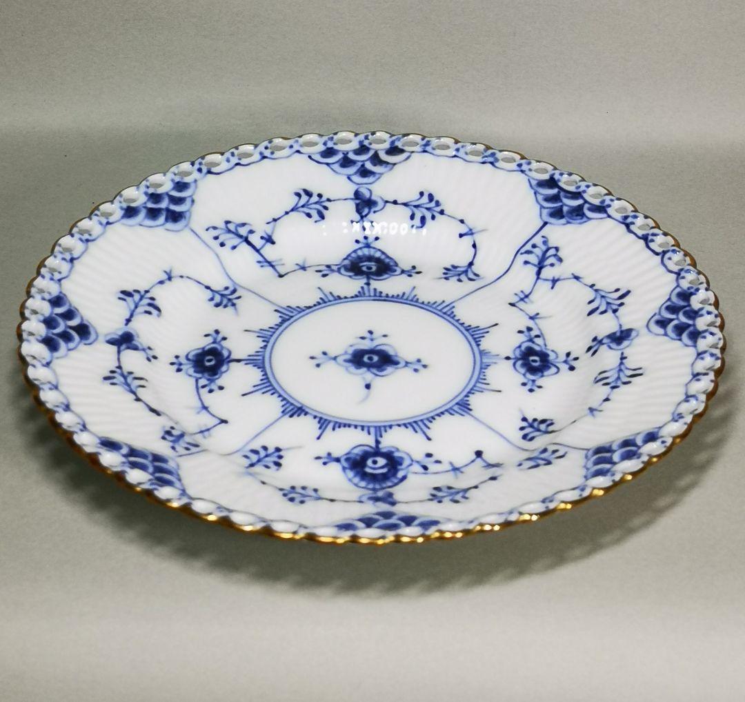   ブルーフルーテッド　フルレース　プレート金彩付