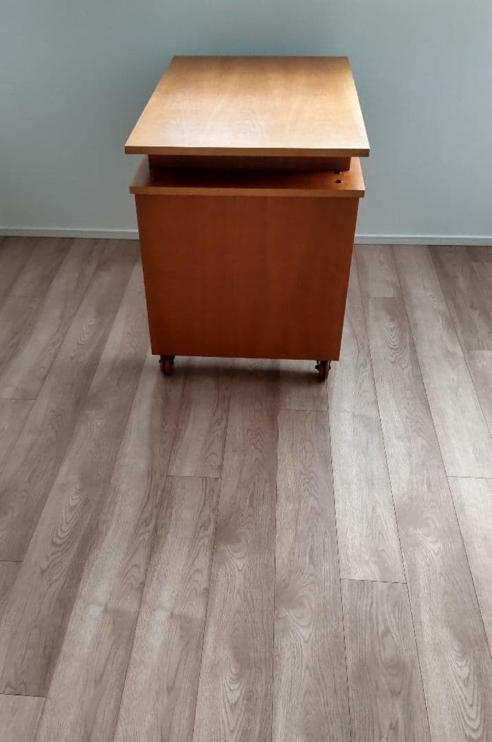 Bshop ビショップ キャスター付きデスク