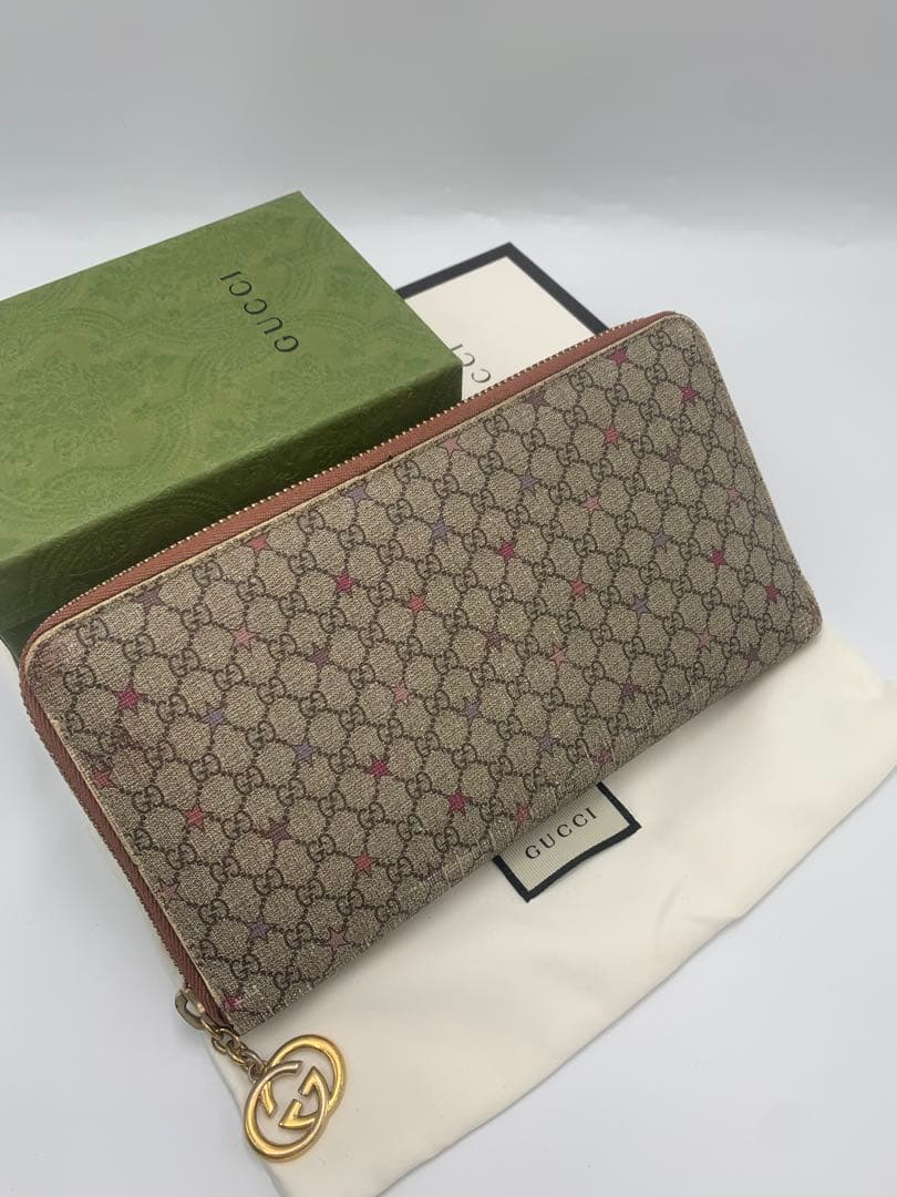 グッチ　GUCCI 長財布　GGスプリーム　ラウンドファスナー星