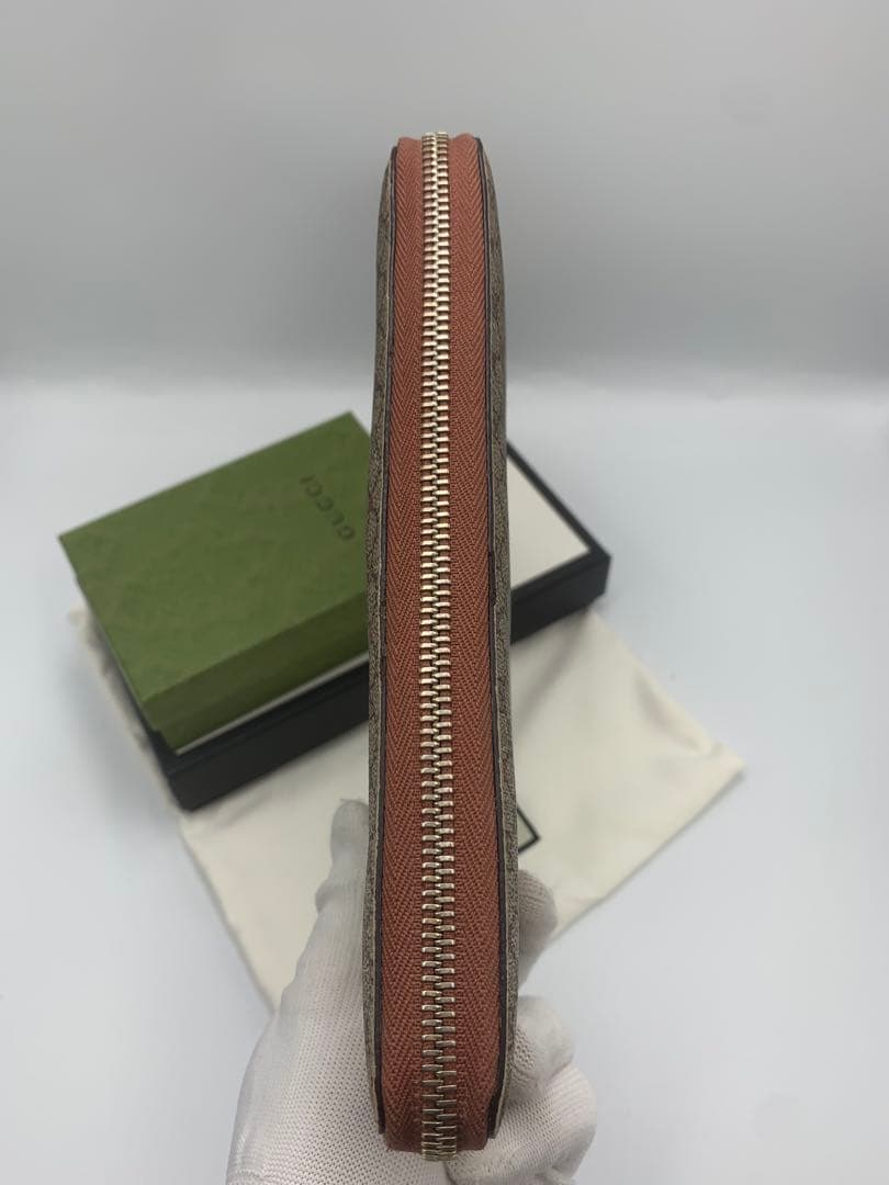 グッチ　GUCCI 長財布　GGスプリーム　ラウンドファスナー星