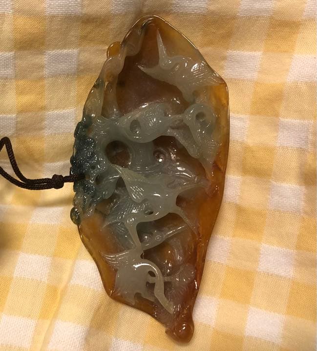 古い天然翡翠彫刻置き物