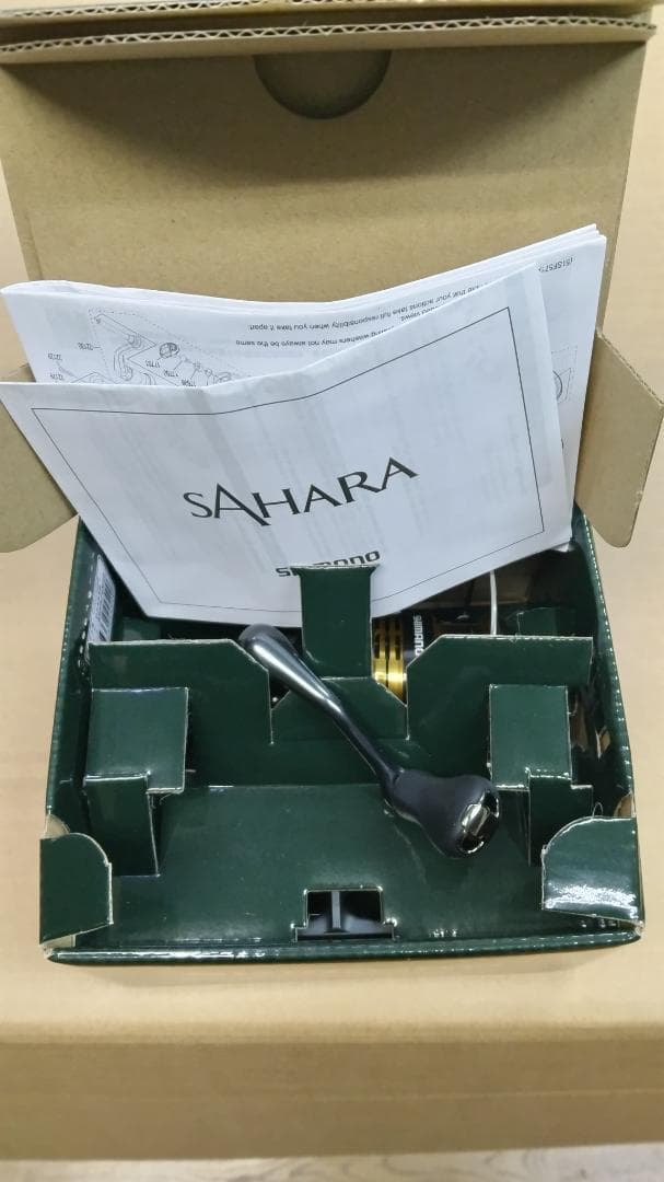 シマノ サハラ22 2500SHG 未使用新品