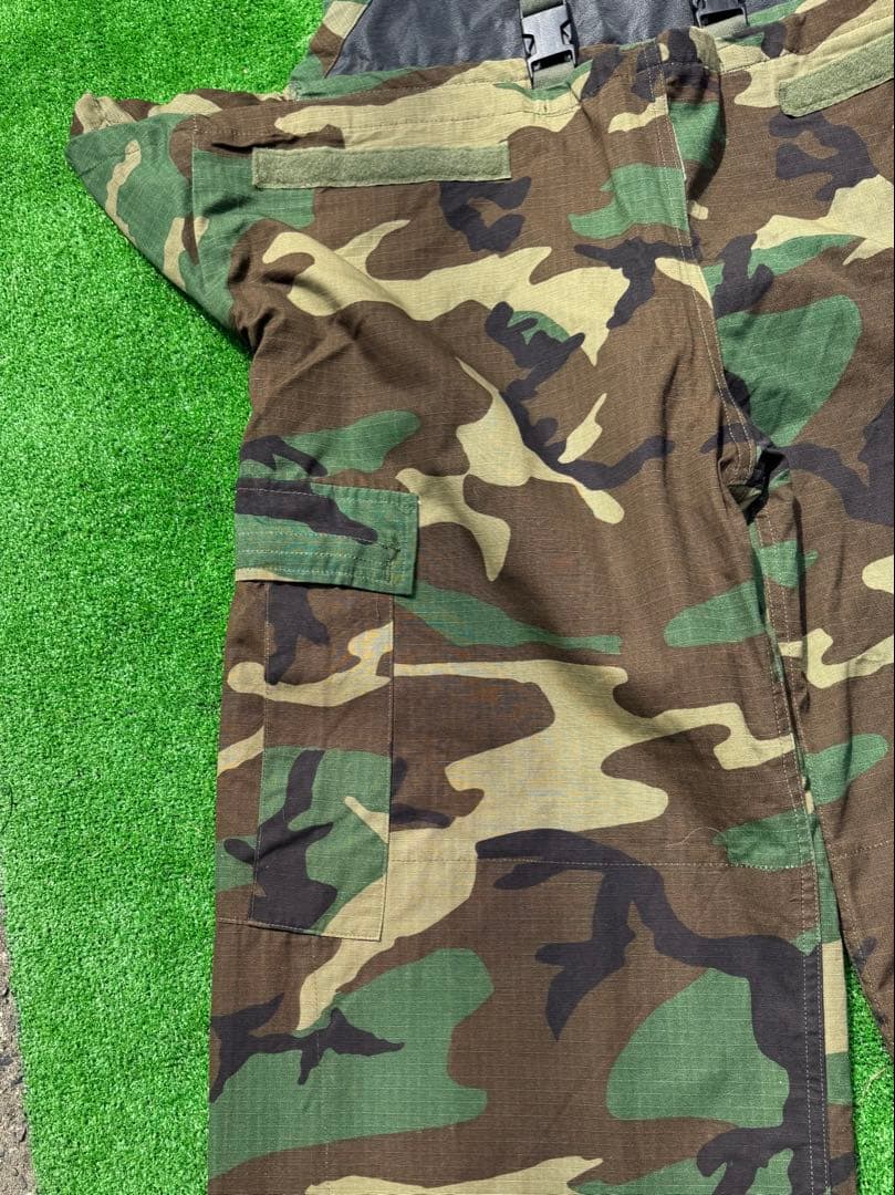 実物 U.S.ARMY 迷彩ケミカル　　オーバーオール