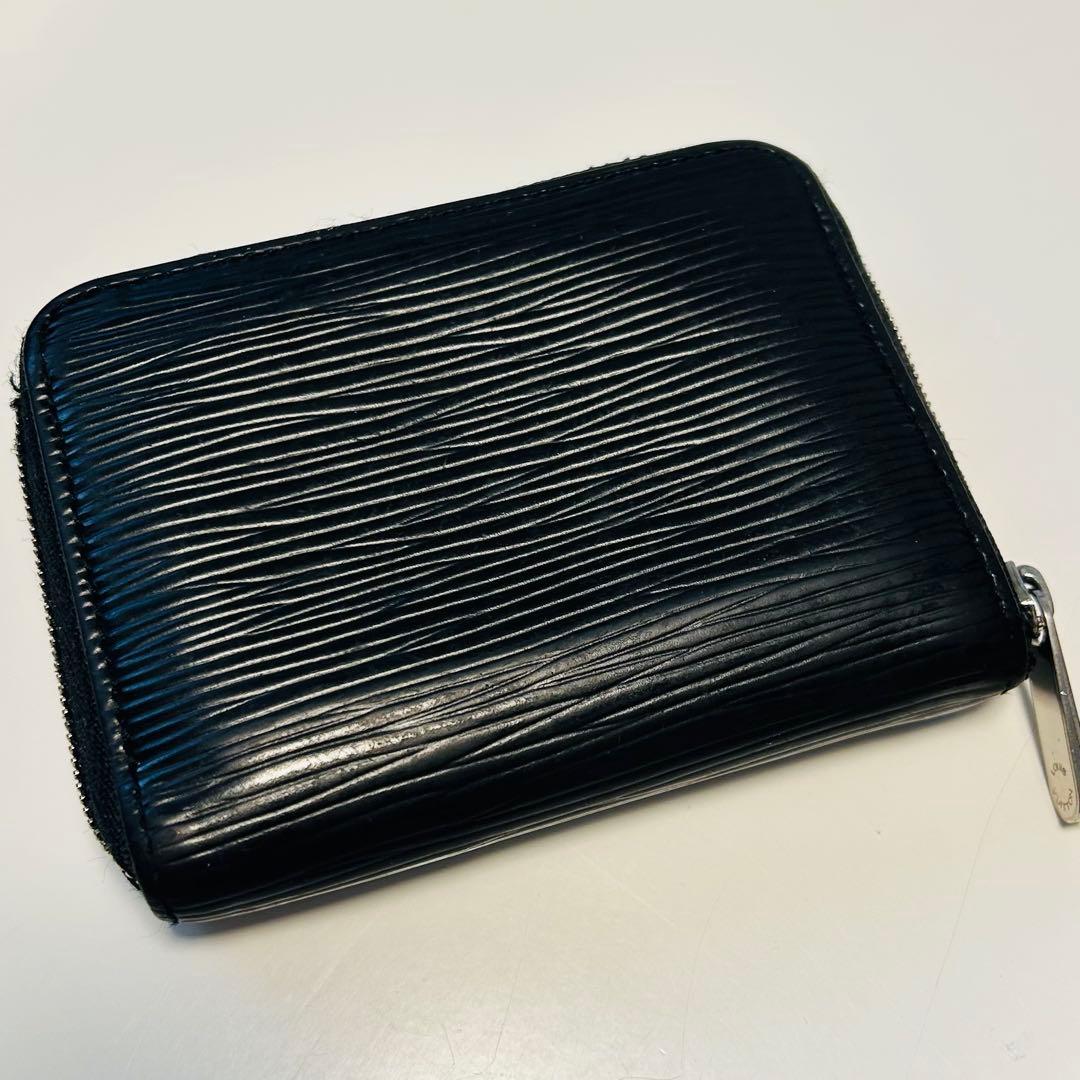 ルイヴィトン　エピ　ノアール　ジッピーウォレット　ミニ