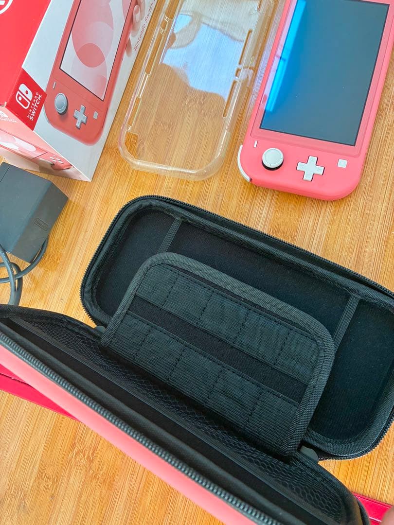 Swicth lite 本体 充電器 ケース 本体ケース