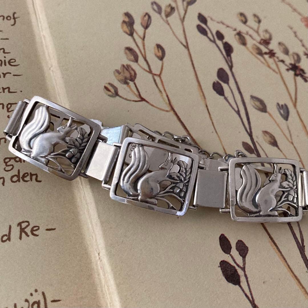 ヴィンテージ＊木の実とリス　ブレスレット　シルバー　北欧　アンティーク