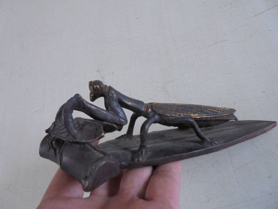 AKa6703　古銅　カマキリ　蟷螂　セミ　蝉　置物