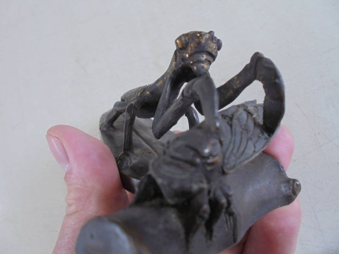 AKa6703　古銅　カマキリ　蟷螂　セミ　蝉　置物