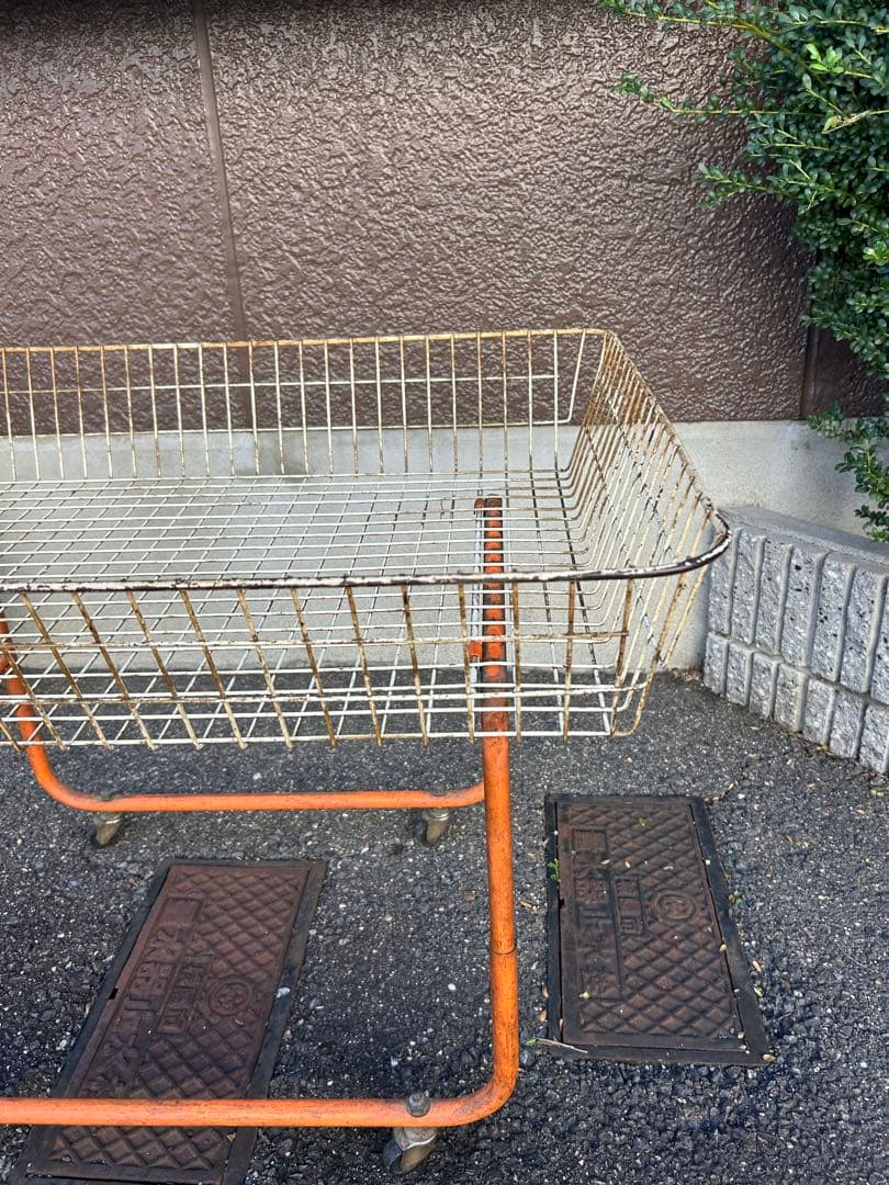 昭和レトロ　ワイヤーラック　キャスター付　ガーデニング　シャビーラック