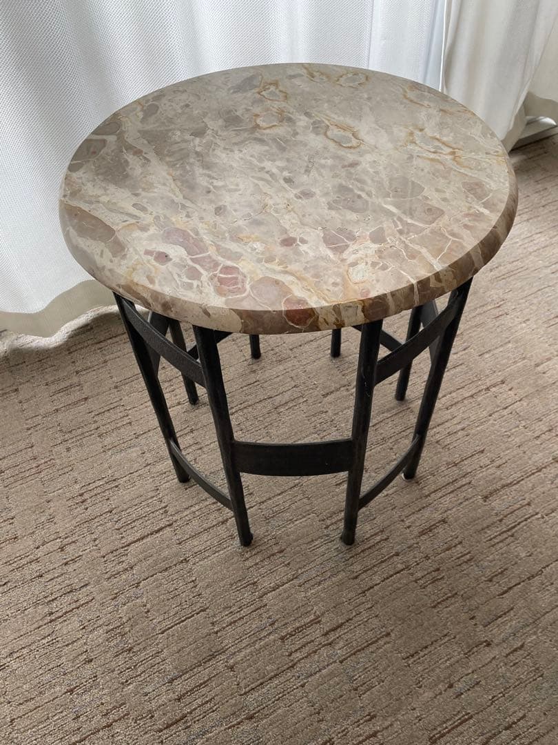 円形大理石サイドテーブル