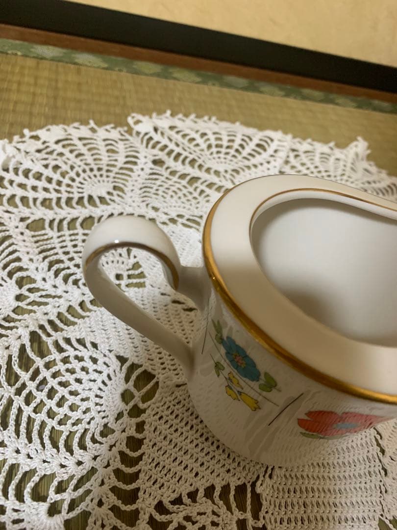 ノリタケ　昭和レトロポップ　ポット＆クリーマー　アイボリーチャイナ