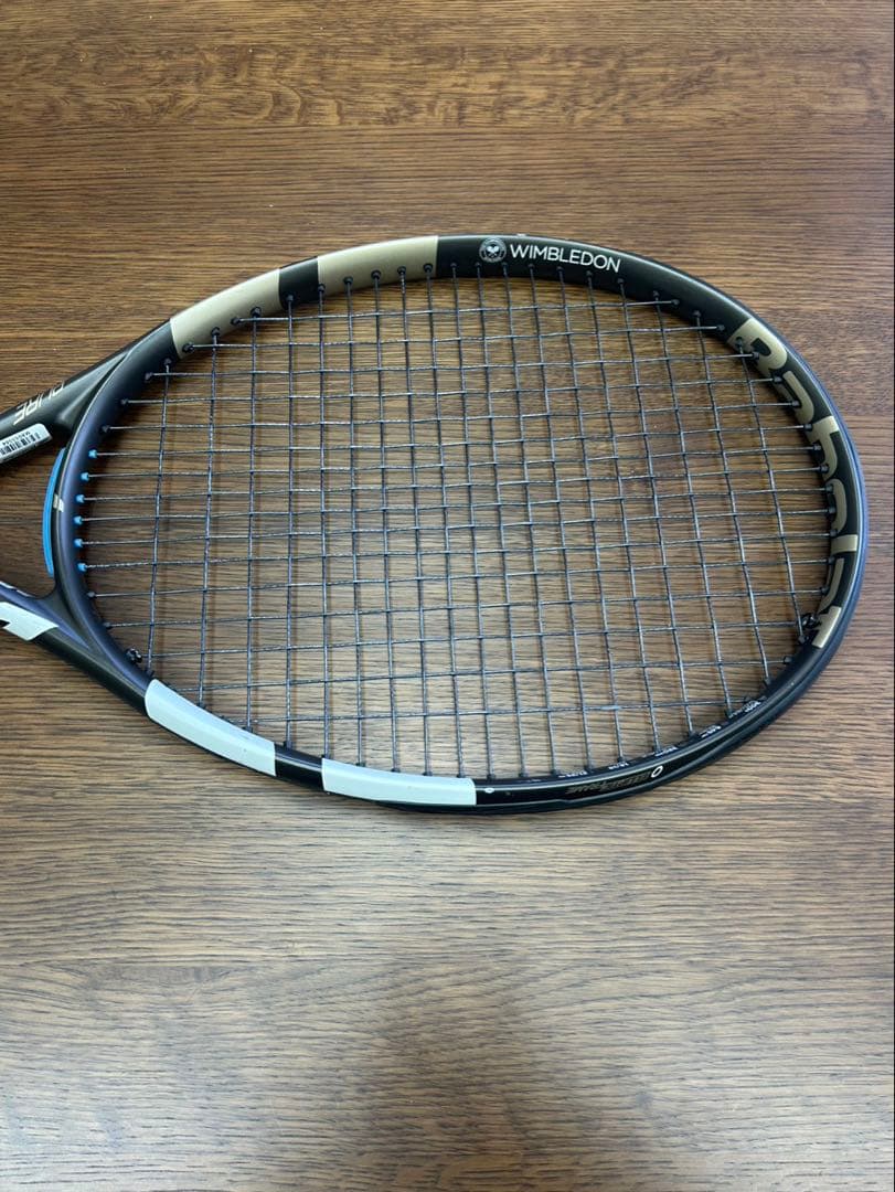 バボラ ピュアドライブ100 2025 WIMBLEDON モデル