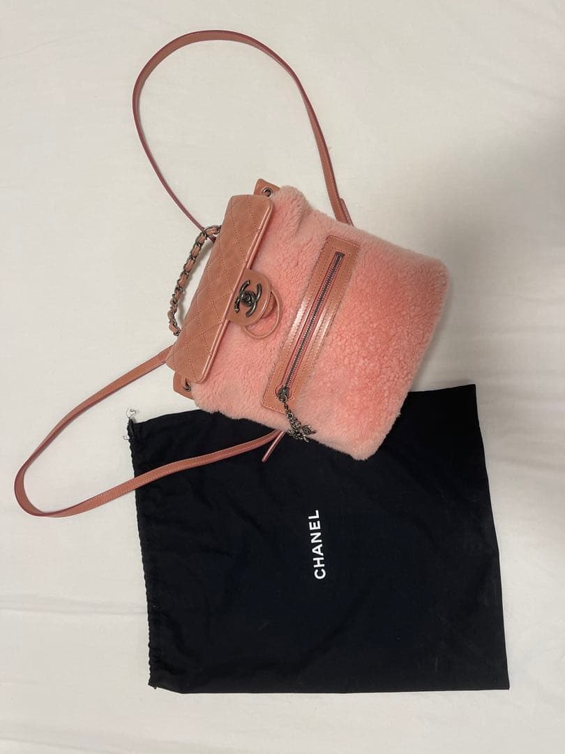 CHANEL ピンク　バックパック　ムートン　カーフ　リュック　ボア
