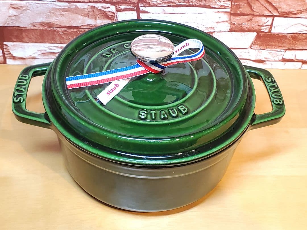 ☆週末価格☆staub ピコココットラウンド　バジルグリーン　18cm　ストウブ