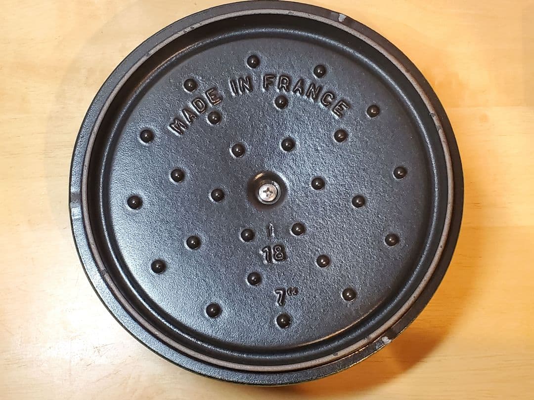 ☆週末価格☆staub ピコココットラウンド　バジルグリーン　18cm　ストウブ