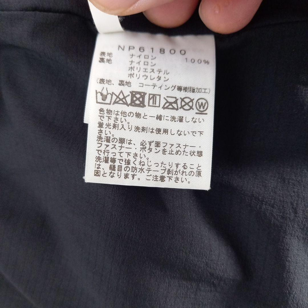 NP61800 　マウンテンパーカー