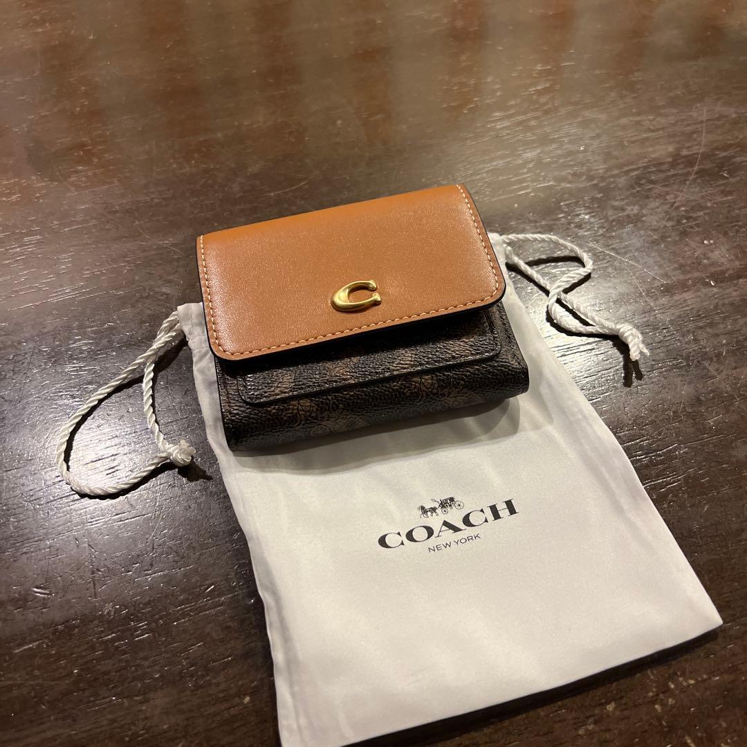 COACH 三つ折り財布 ブラウン/ブラック