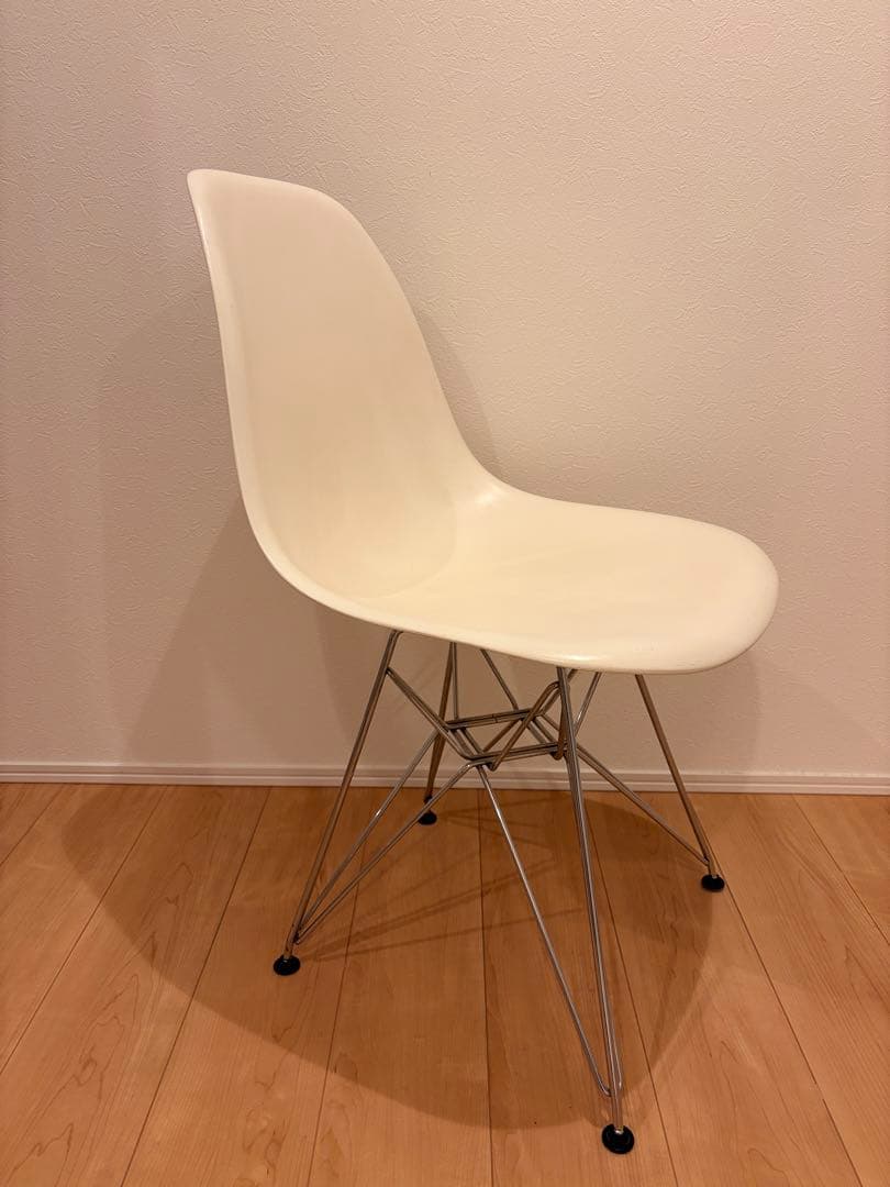 正規品 Vitra社 イームズ サイドシェル　チェア　eames DSR