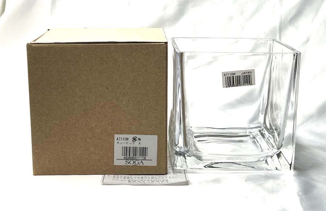 ガラス　花瓶　キューブ　16個　フラワーベース