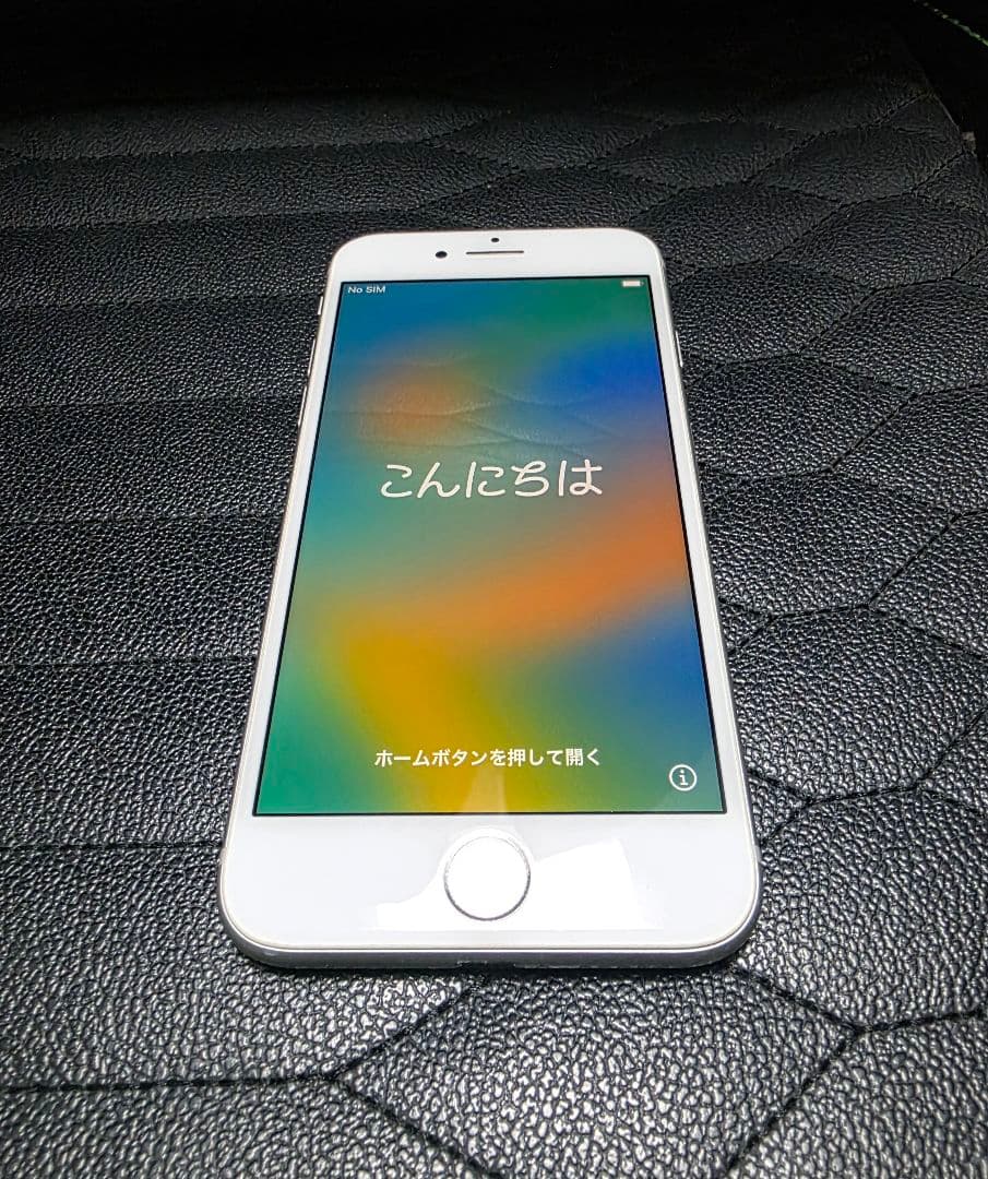 iPhone 8 シルバー 本体 SIMフリー 64GB