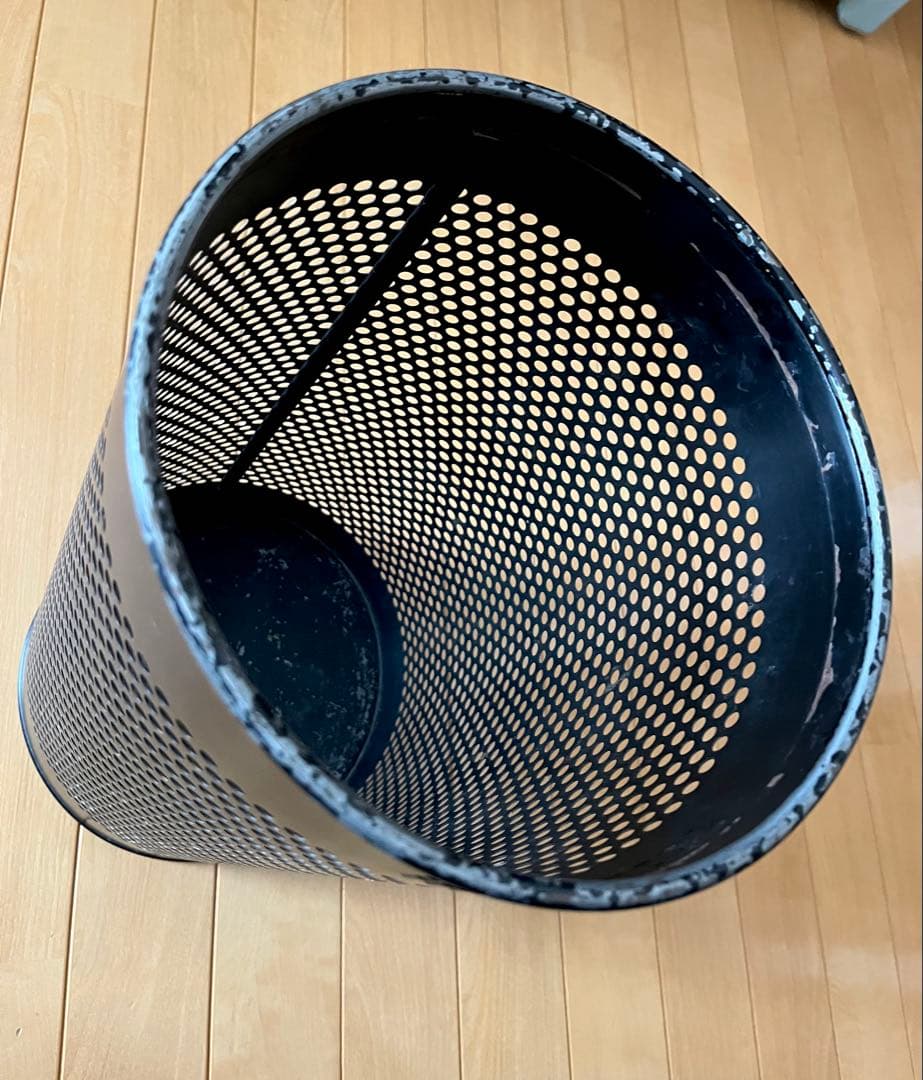 Innovate ブラック ゴミ箱 パンチングダストボックス　北欧　イノベーター