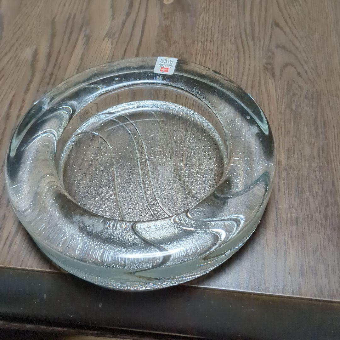 ガラス製円形灰皿 渦巻き模様